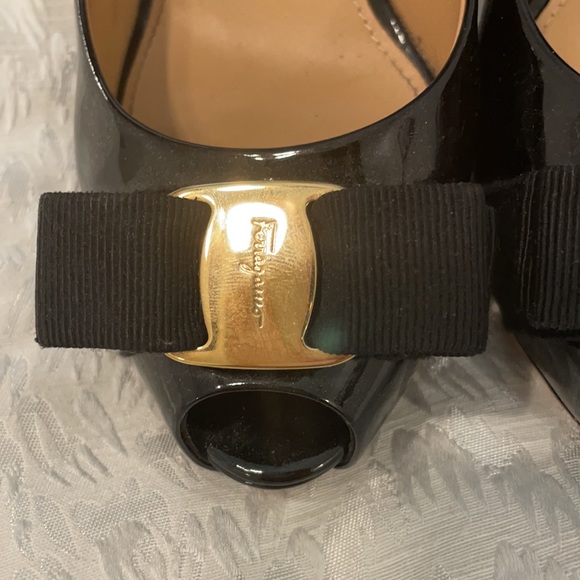 Salvatore Ferragamo Heels - Picture 4 of 9